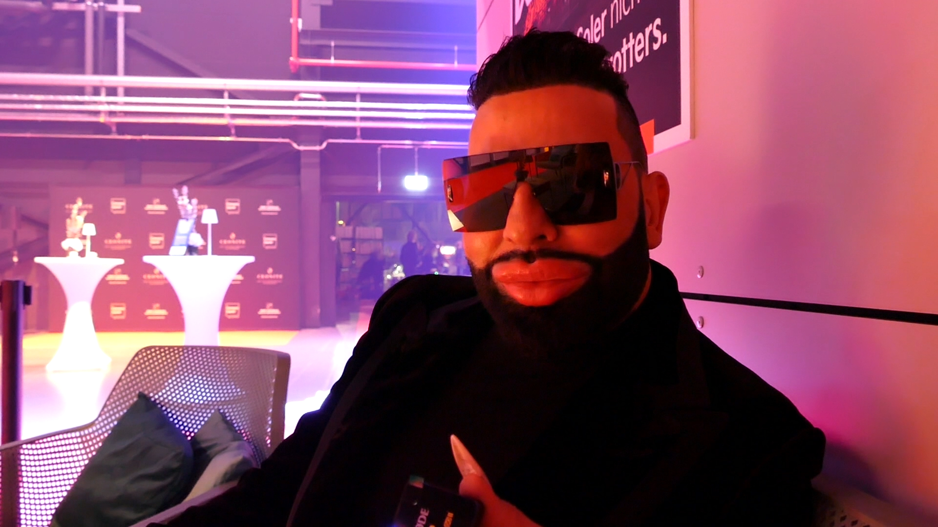 Harald Glööckler Modedesigner. Titelbild Susanne Panhans