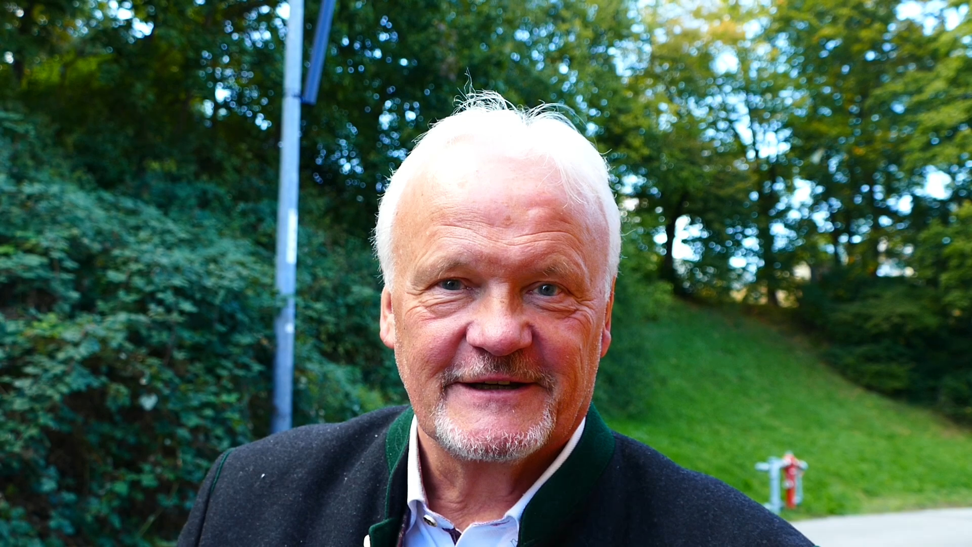 Schützenzelt Interview Herr Schwarz. Titelbild Susanne Panhans